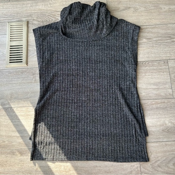 Umgee Grey Ribbed Knit Cowl Neck Lagenlook Tunic Top - Picture 8 of 14